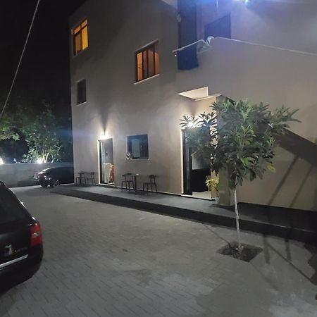 Guest House Tian & Hojz Durrës Exteriér fotografie